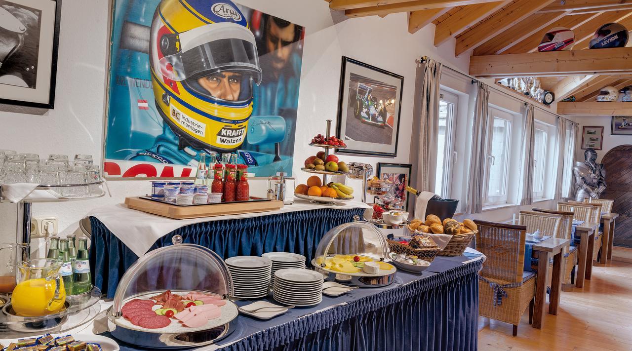 Motorsport Hotel Нюрбург Екстер'єр фото